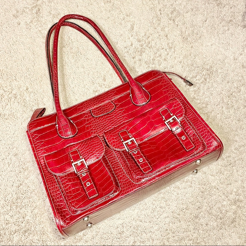 NWT Women's Crocodile Pattern RedTote Handbag Large Bag w/ Inside Compartment